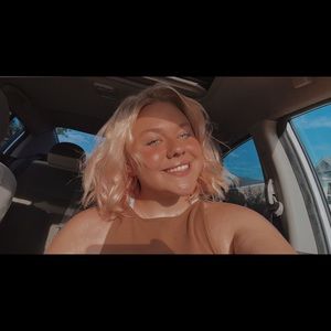 Meet your Posher, Chloé